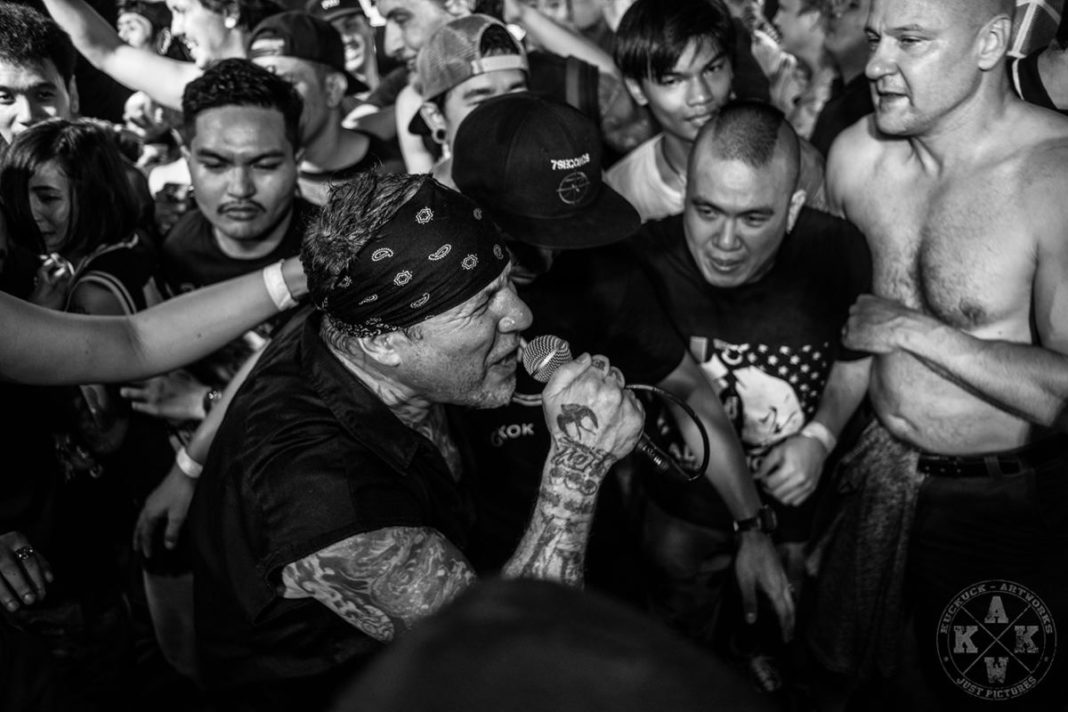 Roger Miret in Bangock (Photo by Jörg Baumgarten)